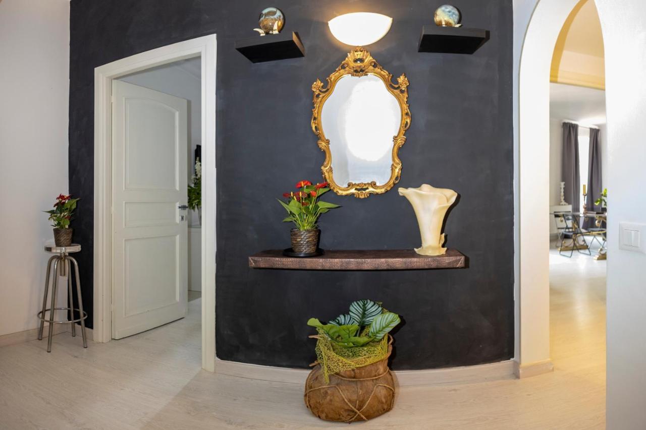 Via Del Babuino 192 Superior Suite Рим Екстер'єр фото